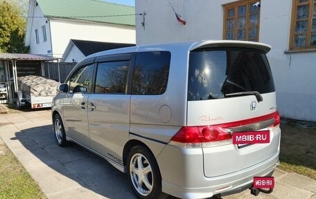 Honda Stepwgn III, 2005 год, 1 050 000 рублей, 4 фотография