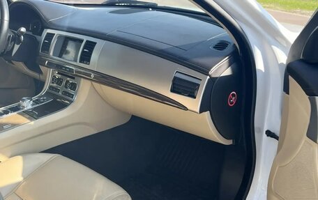 Jaguar XF I рестайлинг, 2013 год, 1 490 000 рублей, 8 фотография