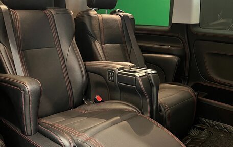 Mercedes-Benz Vito, 2019 год, 7 500 000 рублей, 15 фотография