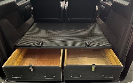 Mercedes-Benz Vito, 2019 год, 7 500 000 рублей, 11 фотография