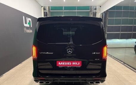 Mercedes-Benz Vito, 2019 год, 7 500 000 рублей, 5 фотография