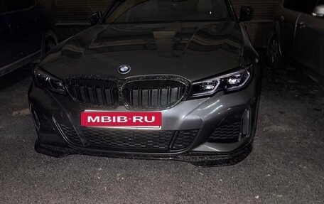 BMW 3 серия, 2019 год, 6 480 000 рублей, 11 фотография