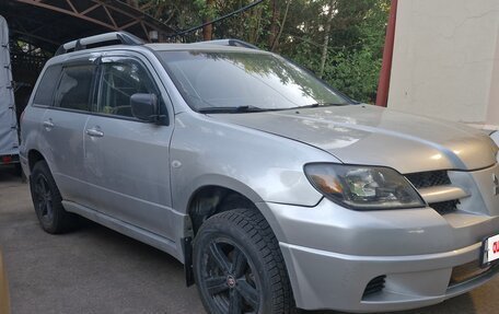 Mitsubishi Outlander III рестайлинг 3, 2003 год, 380 000 рублей, 3 фотография