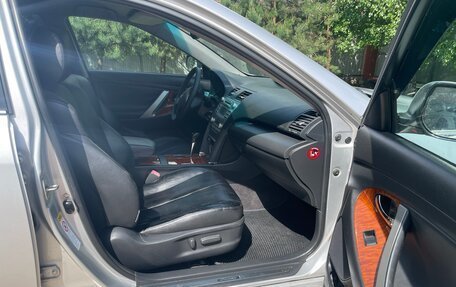 Toyota Camry, 2008 год, 878 000 рублей, 4 фотография