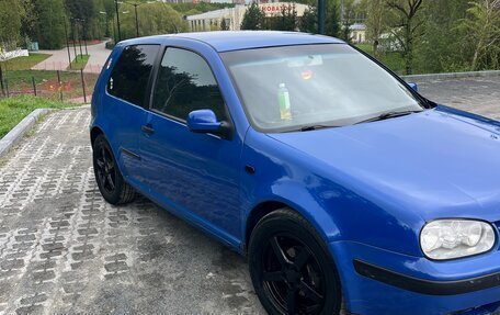 Volkswagen Golf IV, 2001 год, 290 000 рублей, 2 фотография
