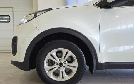KIA Sportage IV рестайлинг, 2017 год, 2 099 000 рублей, 11 фотография