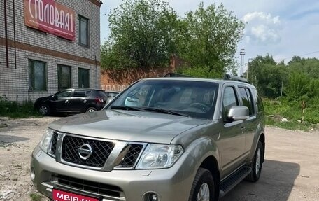 Nissan Pathfinder, 2013 год, 1 850 000 рублей, 1 фотография