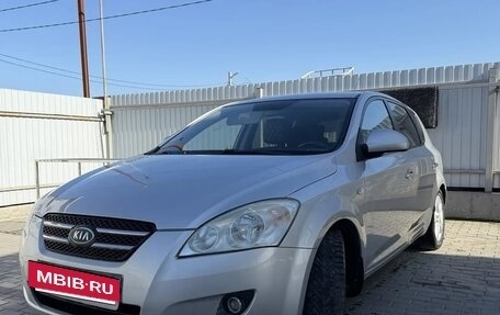 KIA cee'd I рестайлинг, 2009 год, 700 000 рублей, 2 фотография