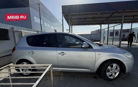 KIA cee'd I рестайлинг, 2009 год, 700 000 рублей, 5 фотография
