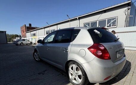 KIA cee'd I рестайлинг, 2009 год, 700 000 рублей, 7 фотография