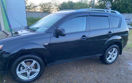 Mitsubishi Outlander III рестайлинг 3, 2008 год, 1 100 000 рублей, 6 фотография