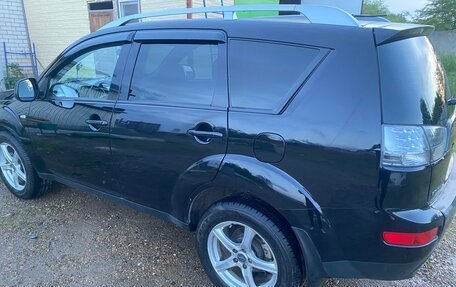 Mitsubishi Outlander III рестайлинг 3, 2008 год, 1 100 000 рублей, 5 фотография
