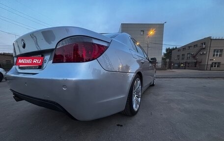 BMW 5 серия, 2004 год, 999 999 рублей, 8 фотография