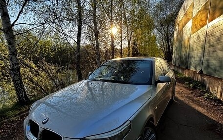 BMW 5 серия, 2004 год, 999 999 рублей, 3 фотография