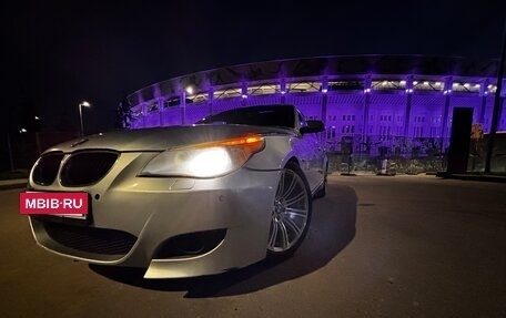 BMW 5 серия, 2004 год, 999 999 рублей, 11 фотография