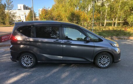 Honda Freed II, 2017 год, 1 515 000 рублей, 3 фотография