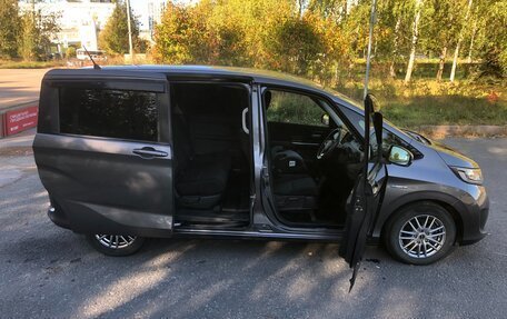 Honda Freed II, 2017 год, 1 515 000 рублей, 9 фотография