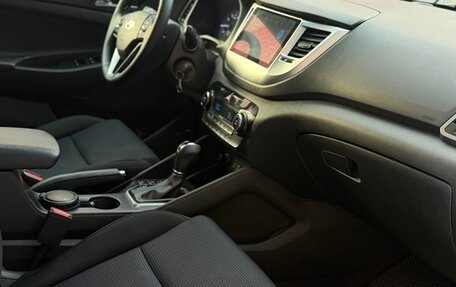 Hyundai Tucson III, 2016 год, 1 880 000 рублей, 19 фотография