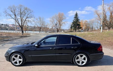 Mercedes-Benz E-Класс, 2005 год, 950 000 рублей, 2 фотография