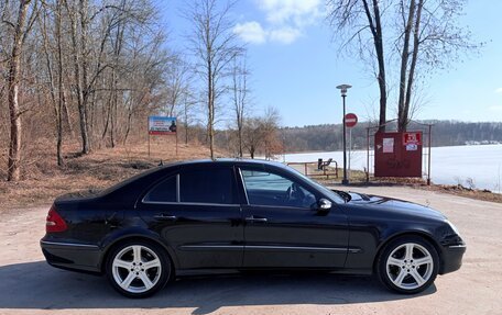 Mercedes-Benz E-Класс, 2005 год, 950 000 рублей, 4 фотография