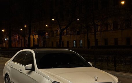 Mercedes-Benz E-Класс, 2011 год, 1 900 000 рублей, 1 фотография