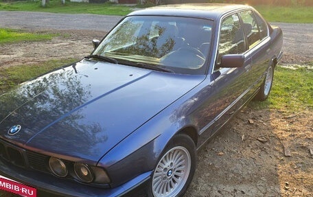 BMW 5 серия, 1992 год, 700 000 рублей, 3 фотография
