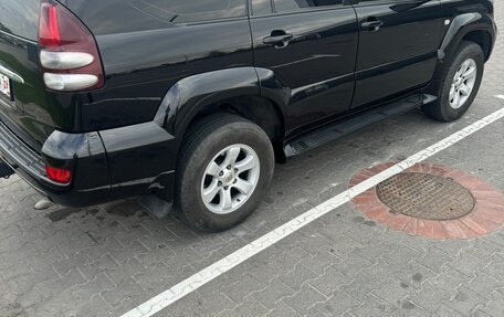 Toyota Land Cruiser Prado 120 рестайлинг, 2003 год, 2 000 000 рублей, 3 фотография