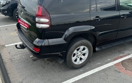 Toyota Land Cruiser Prado 120 рестайлинг, 2003 год, 2 000 000 рублей, 5 фотография
