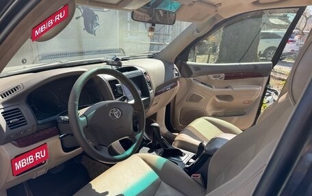 Toyota Land Cruiser Prado 120 рестайлинг, 2003 год, 2 000 000 рублей, 12 фотография