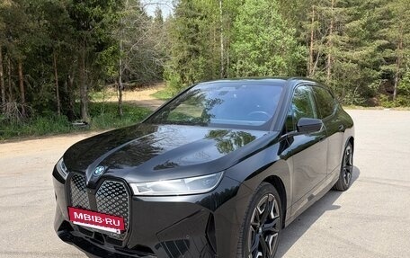BMW iX, 2021 год, 8 200 000 рублей, 3 фотография