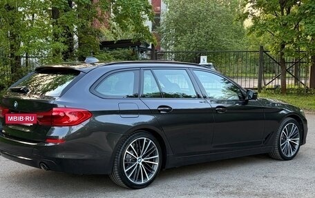 BMW 5 серия, 2019 год, 2 900 000 рублей, 6 фотография