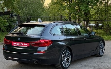 BMW 5 серия, 2019 год, 2 900 000 рублей, 3 фотография