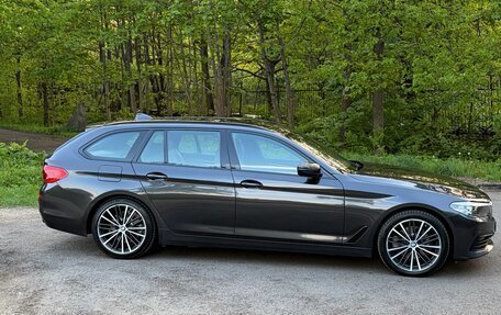 BMW 5 серия, 2019 год, 2 900 000 рублей, 12 фотография