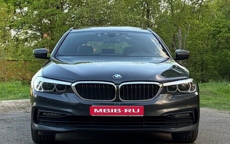 BMW 5 серия, 2019 год, 2 900 000 рублей, 9 фотография