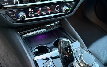 BMW 5 серия, 2019 год, 2 900 000 рублей, 22 фотография