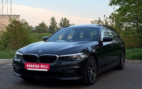 BMW 5 серия, 2019 год, 2 900 000 рублей, 10 фотография