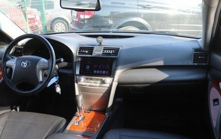 Toyota Camry, 2011 год, 1 180 000 рублей, 14 фотография