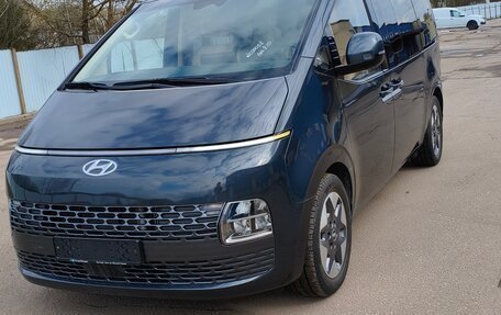 Hyundai Staria, 2021 год, 5 900 000 рублей, 2 фотография