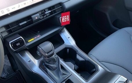 Toyota RAV4, 2025 год, 4 680 000 рублей, 28 фотография