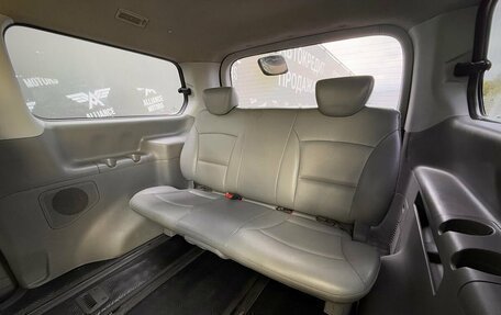 Hyundai Grand Starex Grand Starex I рестайлинг 2, 2012 год, 1 765 000 рублей, 13 фотография