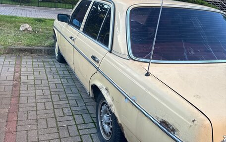 Mercedes-Benz W123, 1982 год, 60 000 рублей, 4 фотография