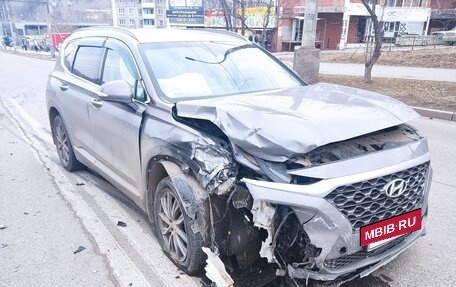 Hyundai Santa Fe IV, 2018 год, 1 550 000 рублей, 2 фотография