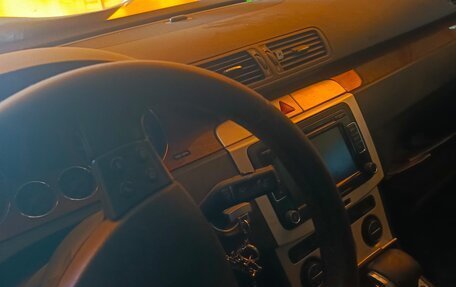 Volkswagen Passat B6, 2008 год, 300 000 рублей, 3 фотография