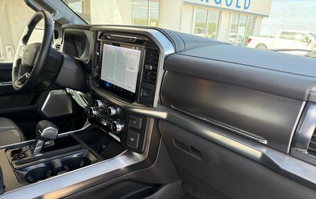 Ford F-150, 2024 год, 5 600 000 рублей, 17 фотография