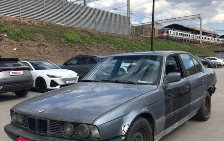 BMW 5 серия, 1989 год, 150 000 рублей, 3 фотография