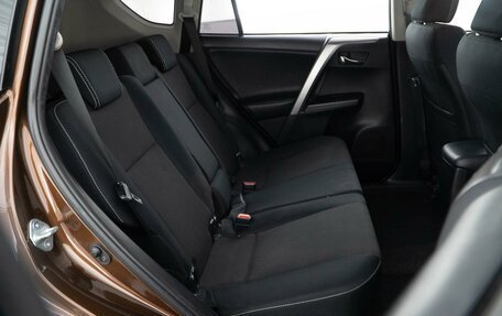 Toyota RAV4, 2017 год, 2 538 050 рублей, 7 фотография