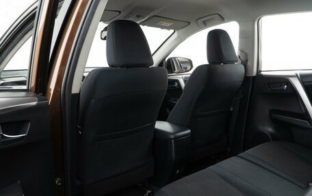 Toyota RAV4, 2017 год, 2 538 050 рублей, 11 фотография