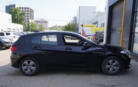 BMW 1 серия, 2020 год, 2 537 000 рублей, 4 фотография