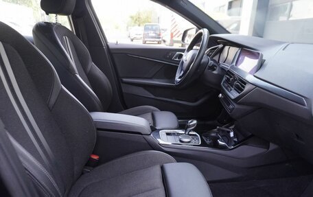 BMW 1 серия, 2020 год, 2 537 000 рублей, 11 фотография