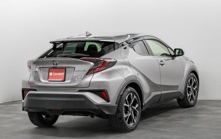 Toyota C-HR I рестайлинг, 2017 год, 1 899 000 рублей, 3 фотография